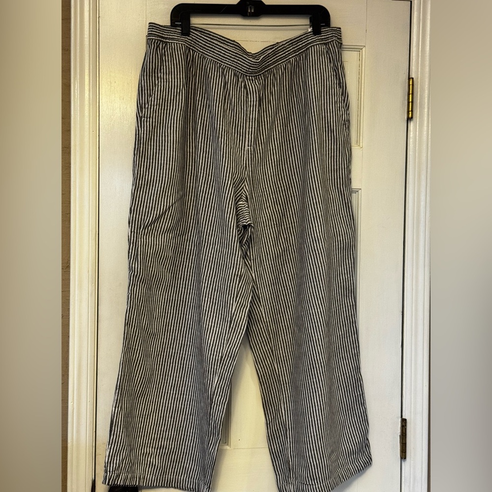 Old Navy Women's Striped Wide Leg Pants